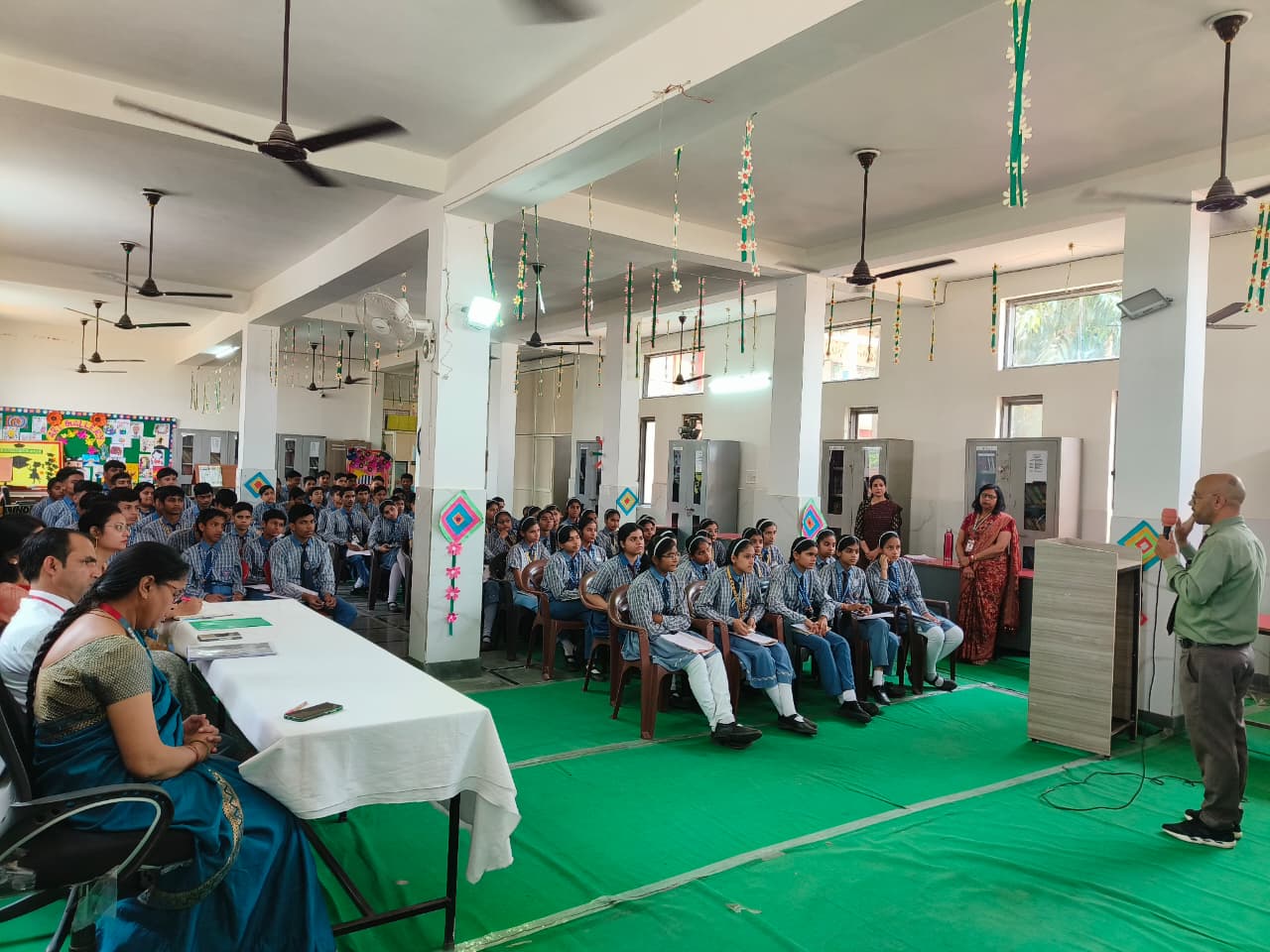 नेशन पब्लिक स्कूल में ‘नवीन सीबीएसई पाठ्यक्रम’ पर कार्यशाला आयोजित